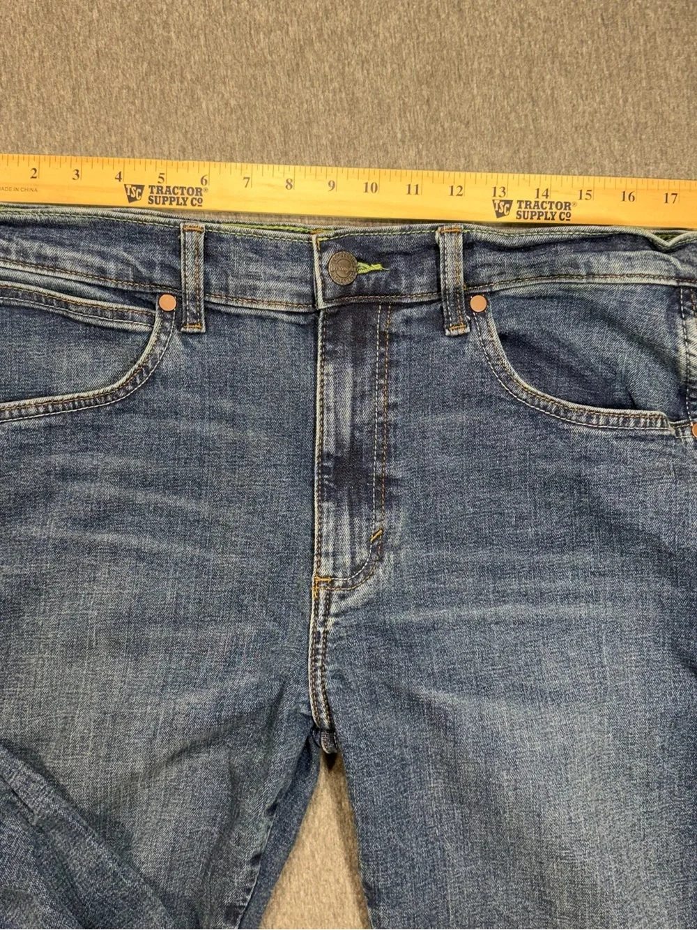 Wrangler Retro Slim Straight 34x36 Mens Blue Jeans Denim